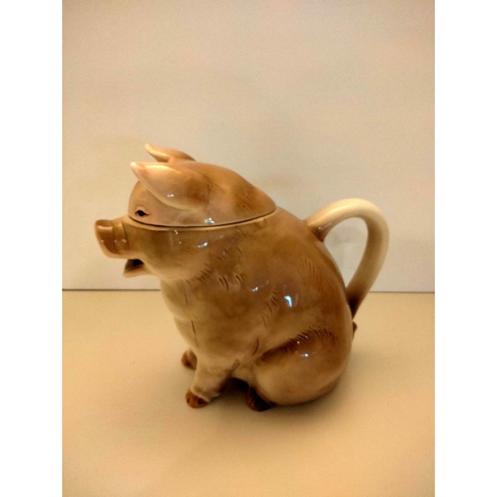 Vintage 1983 Otagiri Japan Pig teapot 6 3/4" tall - Picture 1 of 9